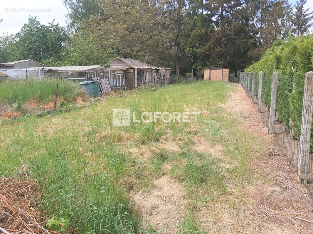 Maison à MONTBREHAIN