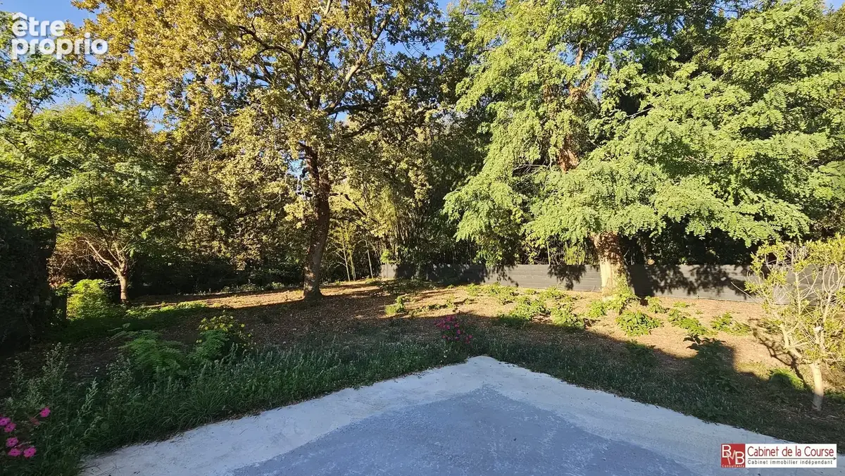 Maison 6 pièces 134 m² à vendre à Ambares-Et-Lagrave (33440) - photo 3