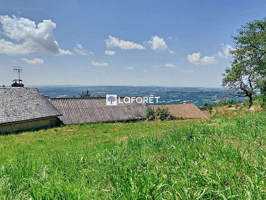 Maison à SAINT-PRIVAT-DU-FAU