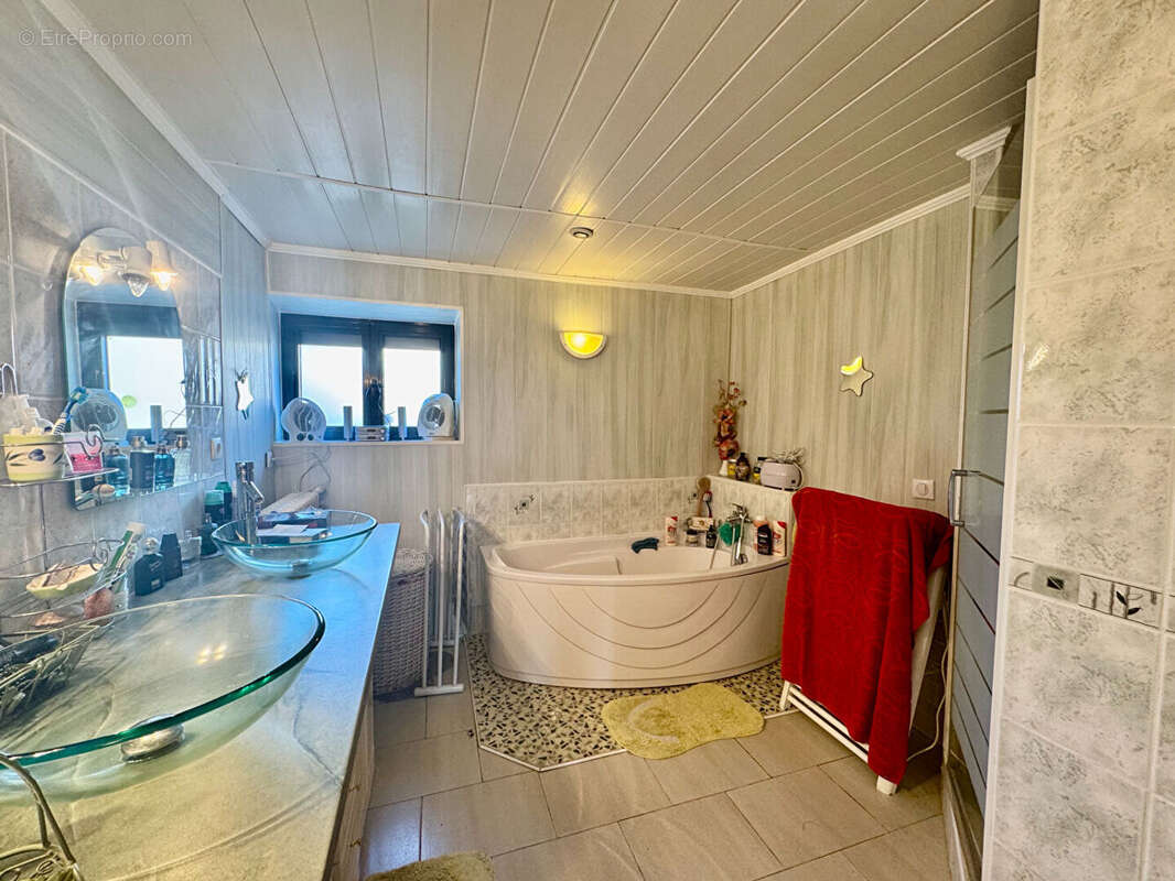 Maison à MONFLANQUIN