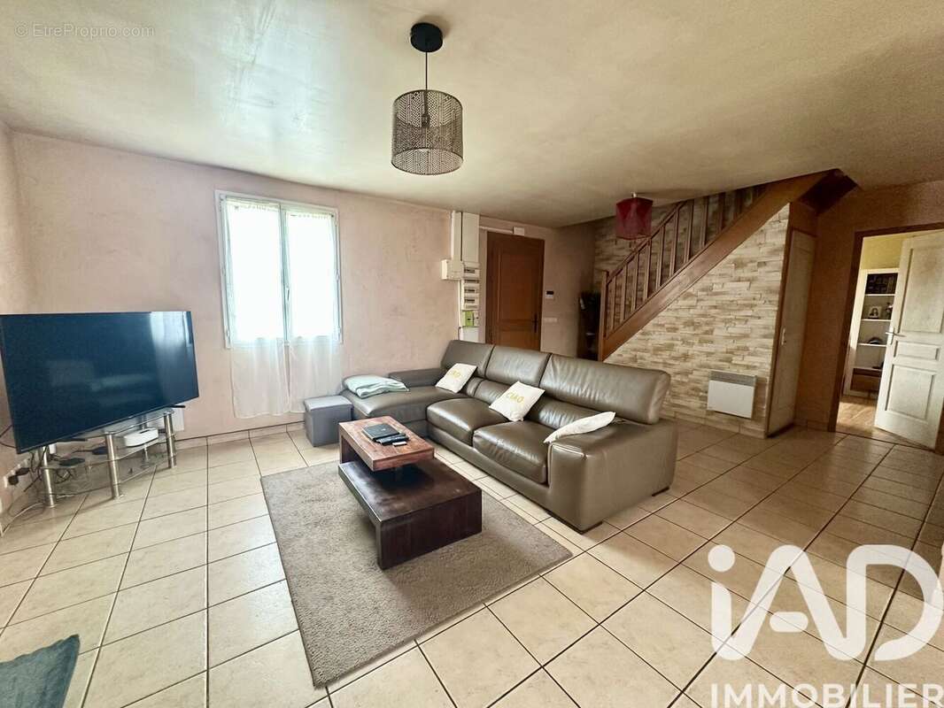 Photo 2 - Maison à LONGPONT-SUR-ORGE