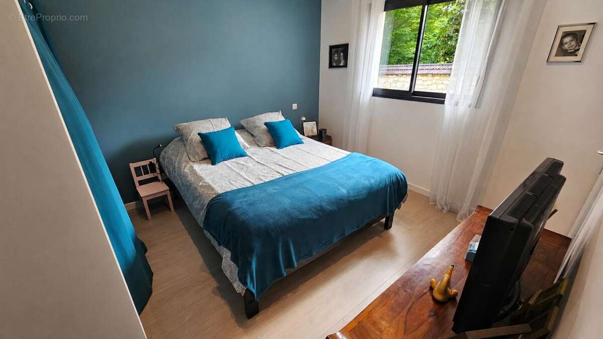 Maison à HOUDAN