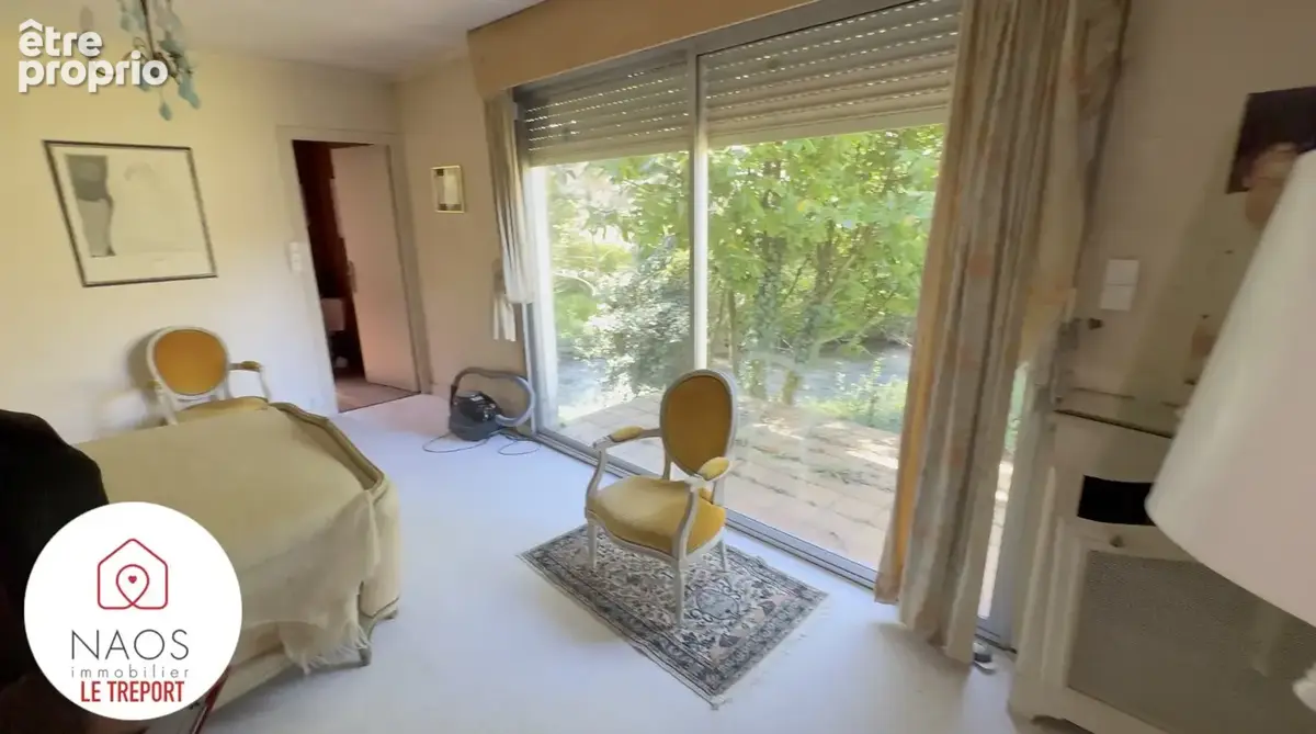 Pavillon individuel sur terrain de 2442 m² - photo 11