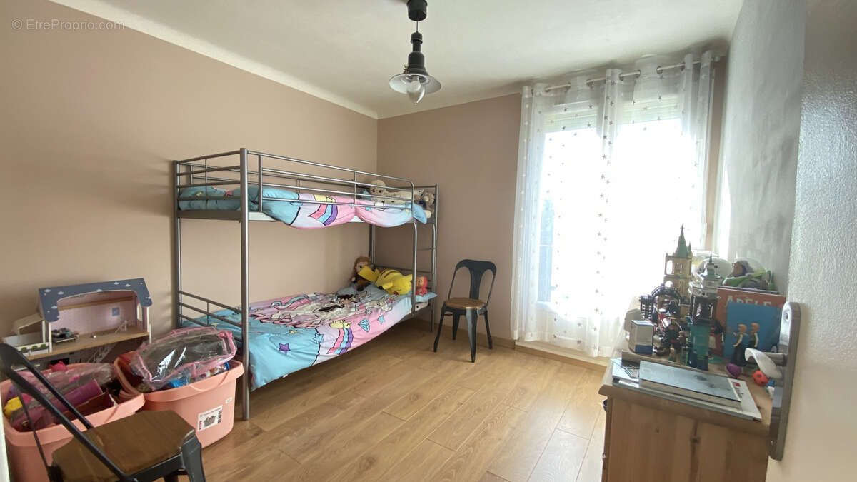 Appartement à LE PONTET