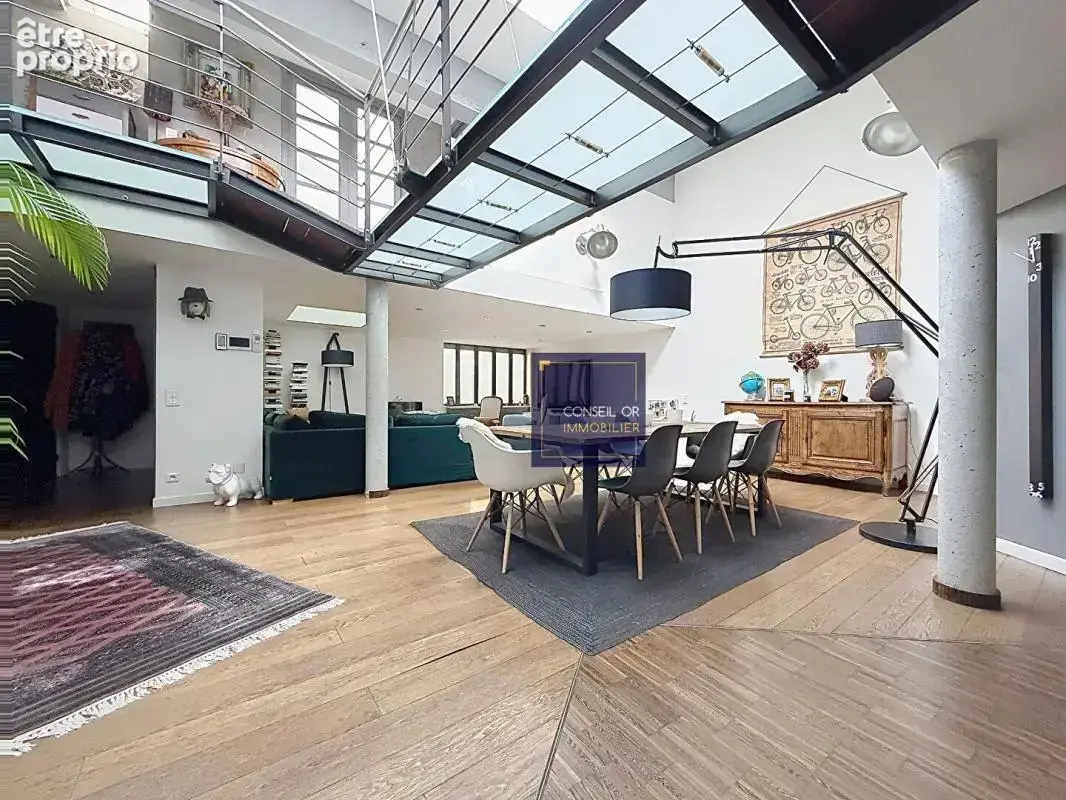 Loft atypique 180m2 - Jardin privatif - proximité immédiate  métro B Lyon Gerland - photo 8