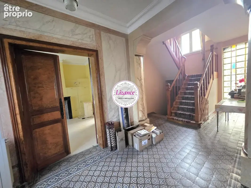 Maison 7 pièces 238 m² à vendre à Gouzeaucourt (59231) - photo 4