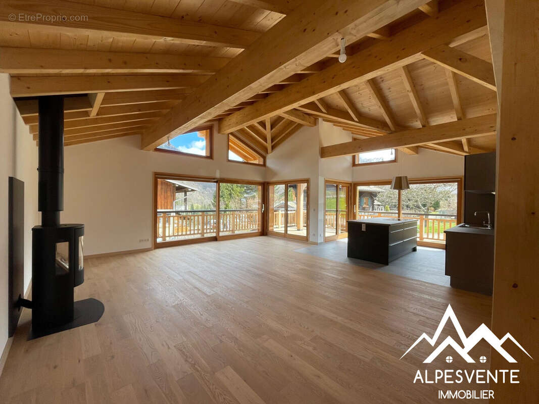 Chalet neuf Essert-Romand - Maison à ESSERT-ROMAND