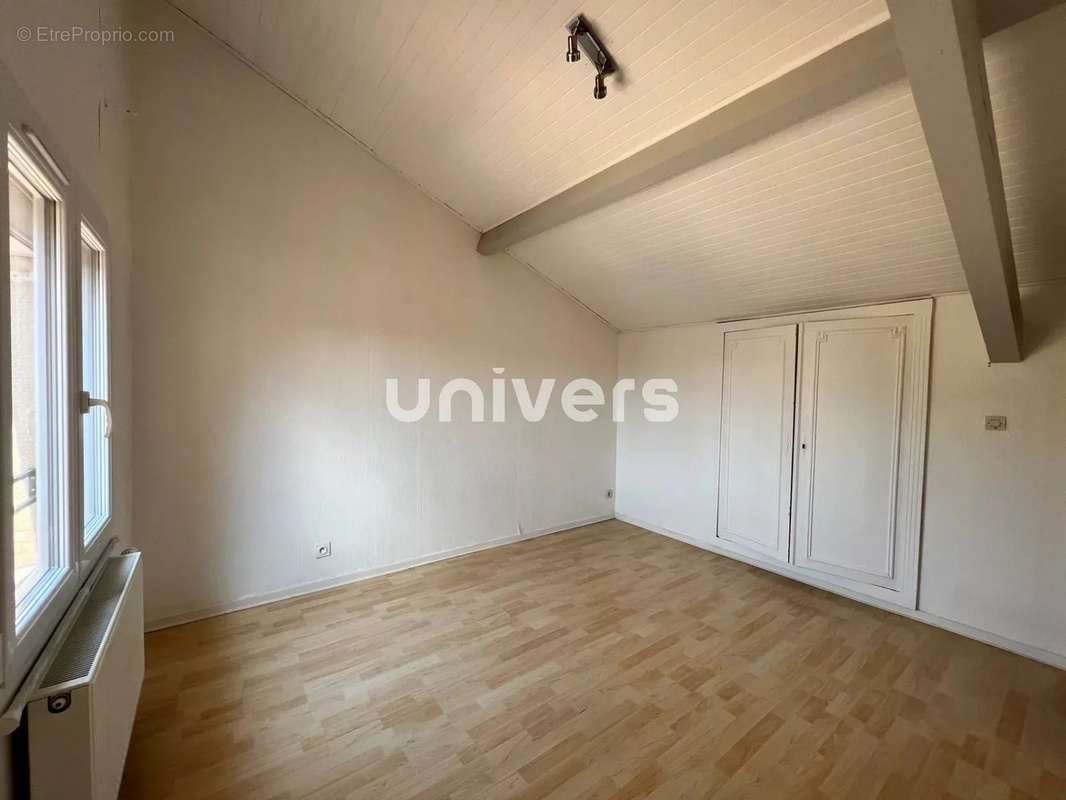 Maison à PORTES-LES-VALENCE