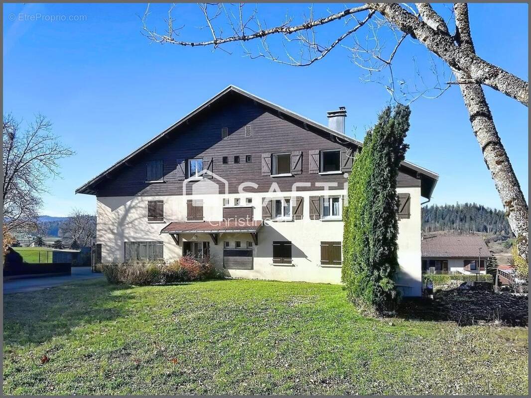 Photo 1 - Appartement à LABERGEMENT-SAINTE-MARIE