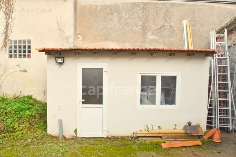 Commerce à ANGERVILLE