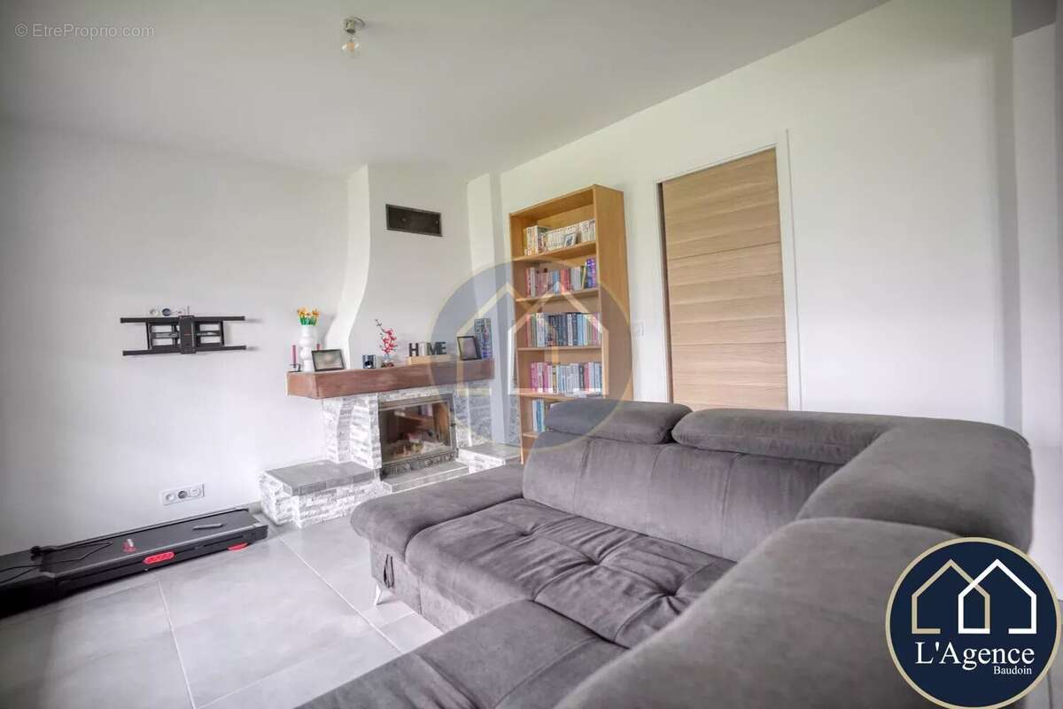 Maison à CHATEAUNEUF-EN-THYMERAIS