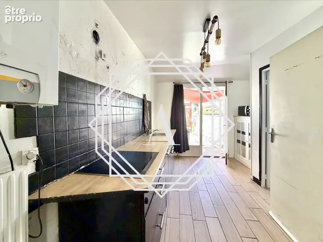 Maison 2 chambres avec cour, en centre-ville de Méru - photo 3