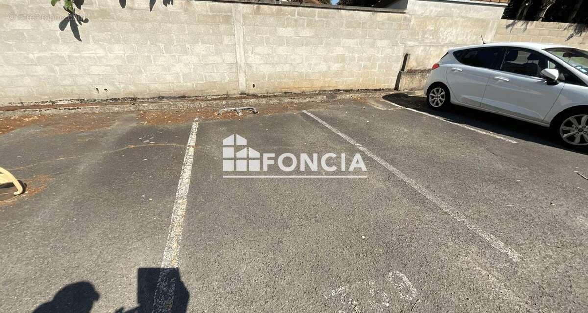 Appartement à CHILLY-MAZARIN