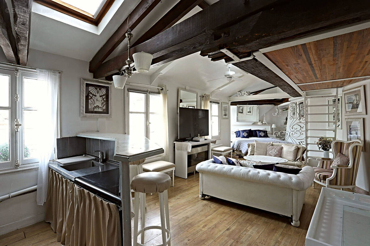 Appartement à PARIS-6E
