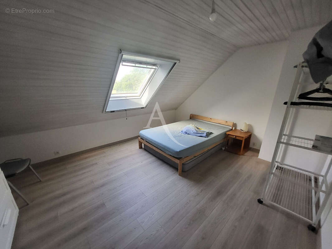 Maison  8 pièce(s)- 180m² - photo 7