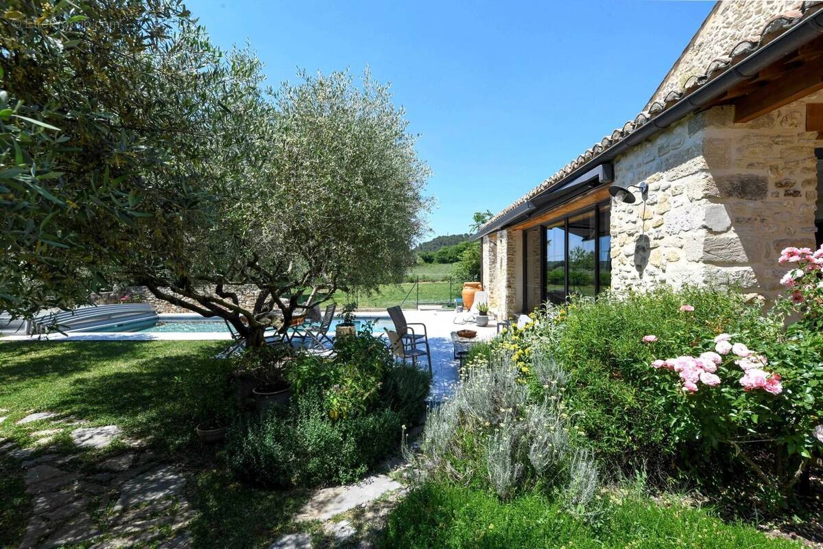 Maison à UZES