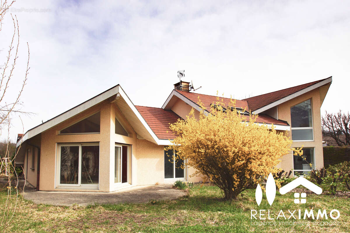 Maison à VARCES-ALLIERES-ET-RISSET