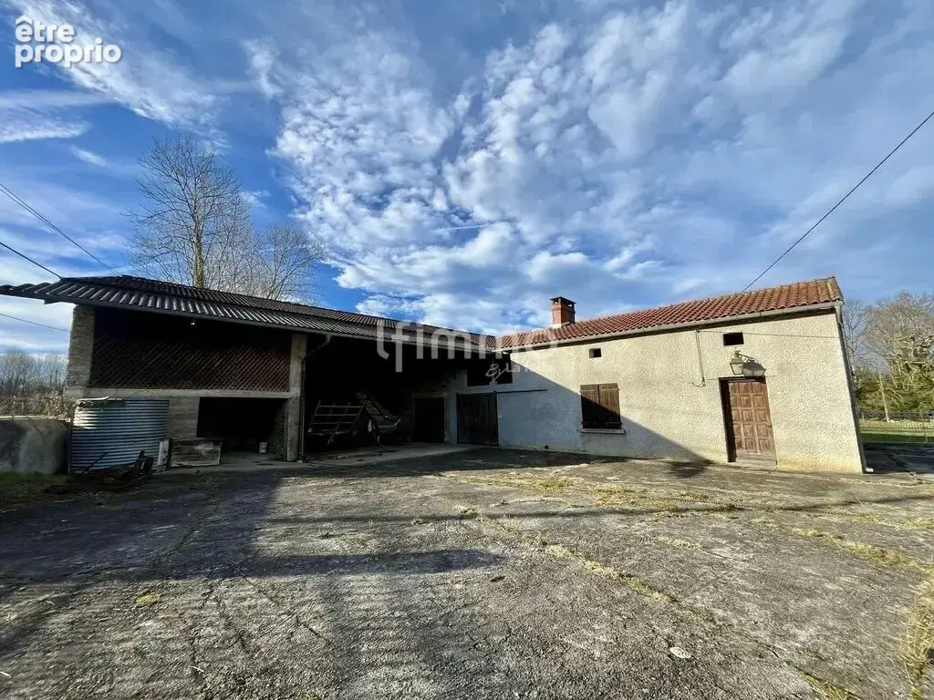Maison + ferme rénovée sur 1 ha avec bois - photo 9