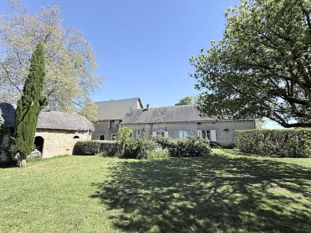 Maison à BRISSARTHE