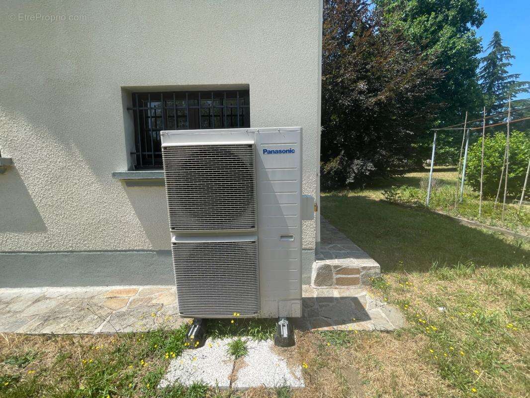 Maison individuelle 4 chambres avec bassin d'agrément et 1 hectare de terrain - photo 29