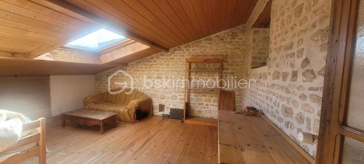 Maison en Pierre 175 m² / 6 Piéces  / 3 Chambres - photo 18