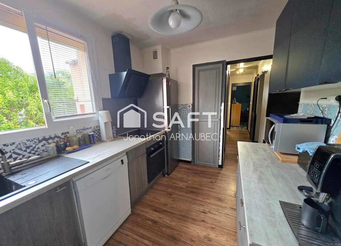 Maison 90 m² à Chateau-Arnoux-Saint-Auban  - photo 9