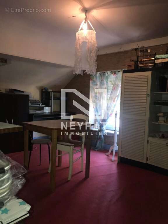 Commerce à ETANG-SUR-ARROUX