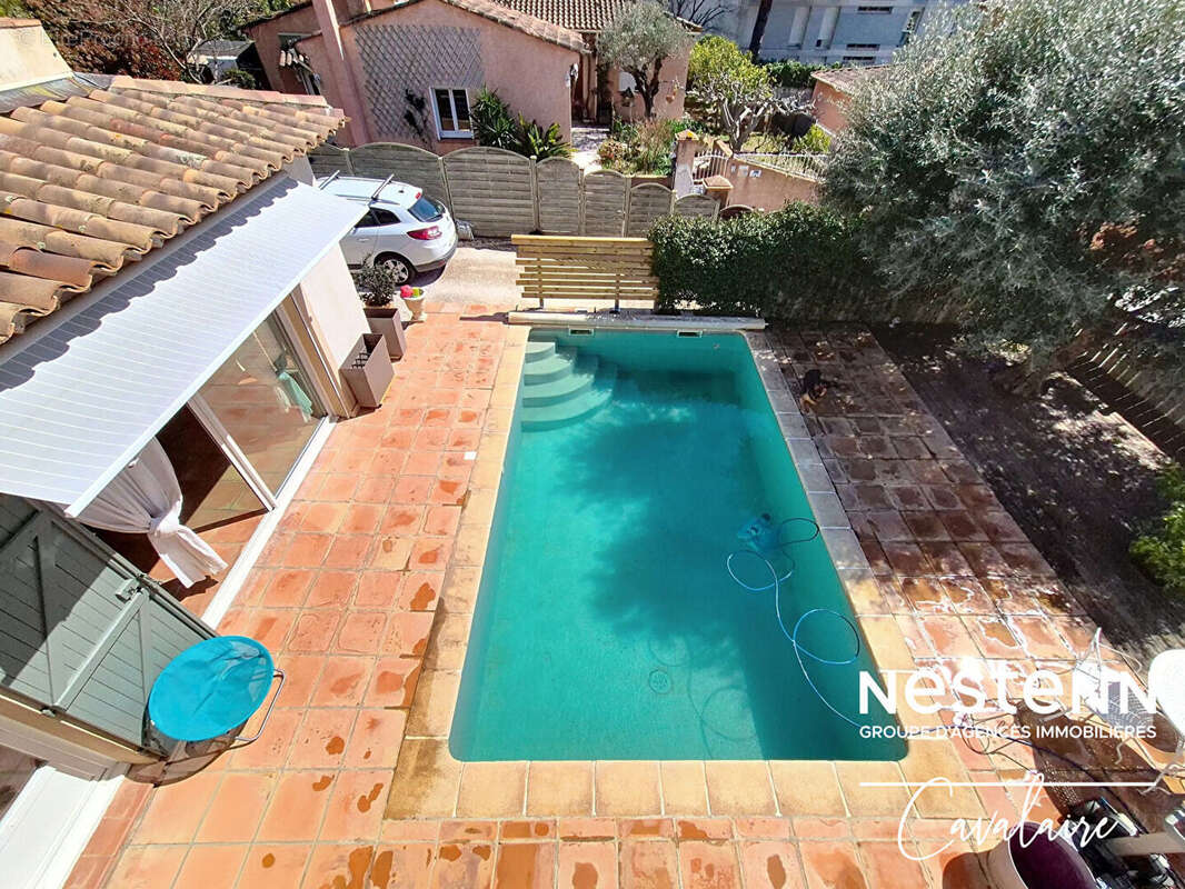 Villa 5 pièces de 143 m2 avec piscine à Cogolin - photo 4