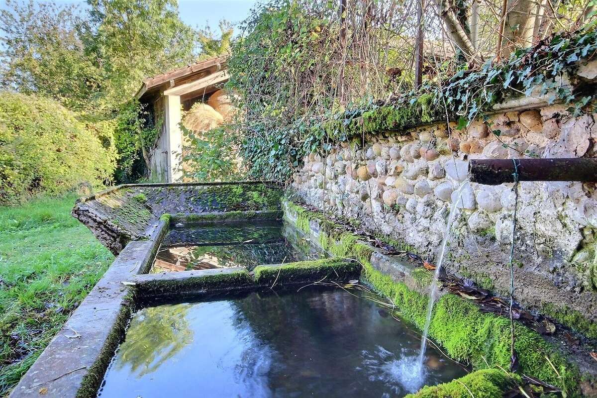 Maison à CHEVRIERES