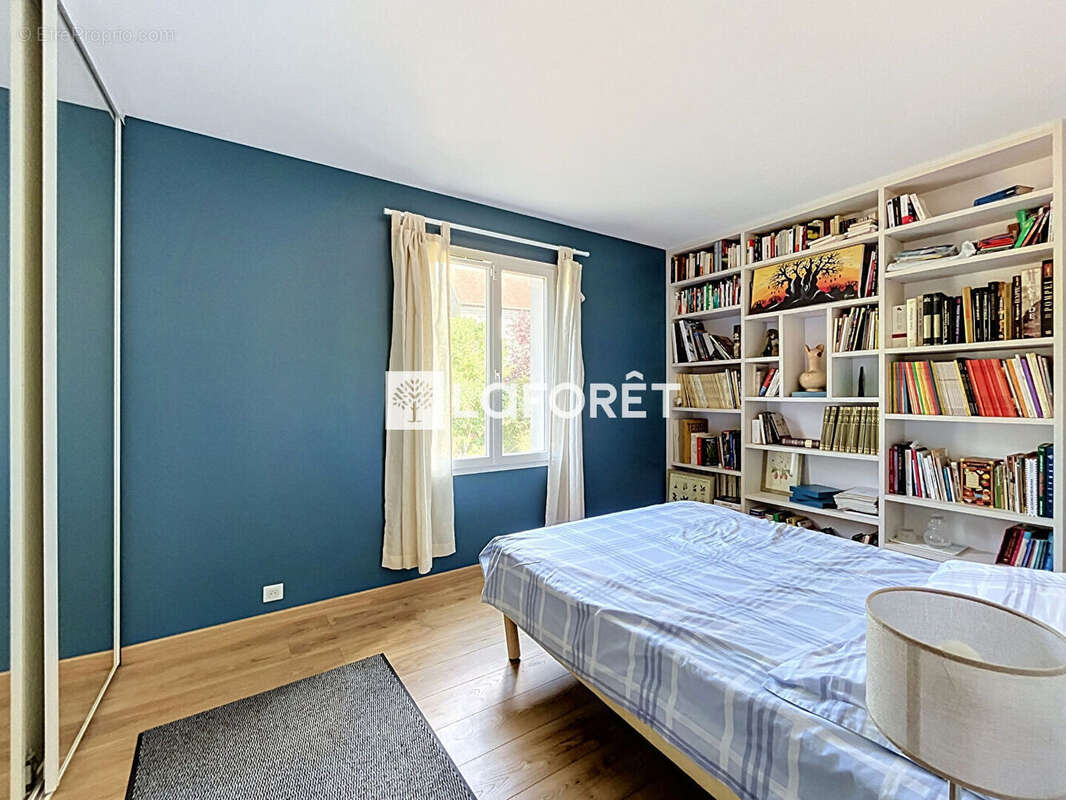 CHATOU - Maison familiale contemporaine de 214 m² habitables (252 m² utiles) avec sous-sol total, studio indépendant et jardin s - photo 12