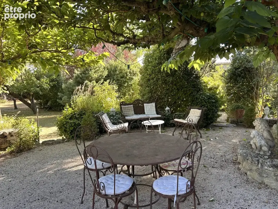 Maison 6 pièces 195 m² à vendre à Vernegues (13116) - photo 2
