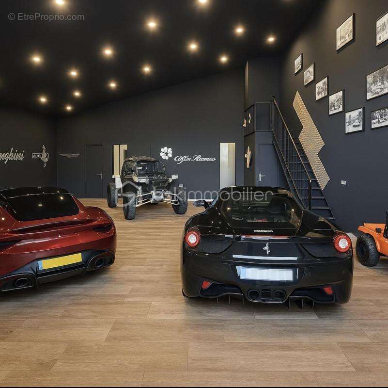 Loft industriel aménagé showroom professionnel - photo 2