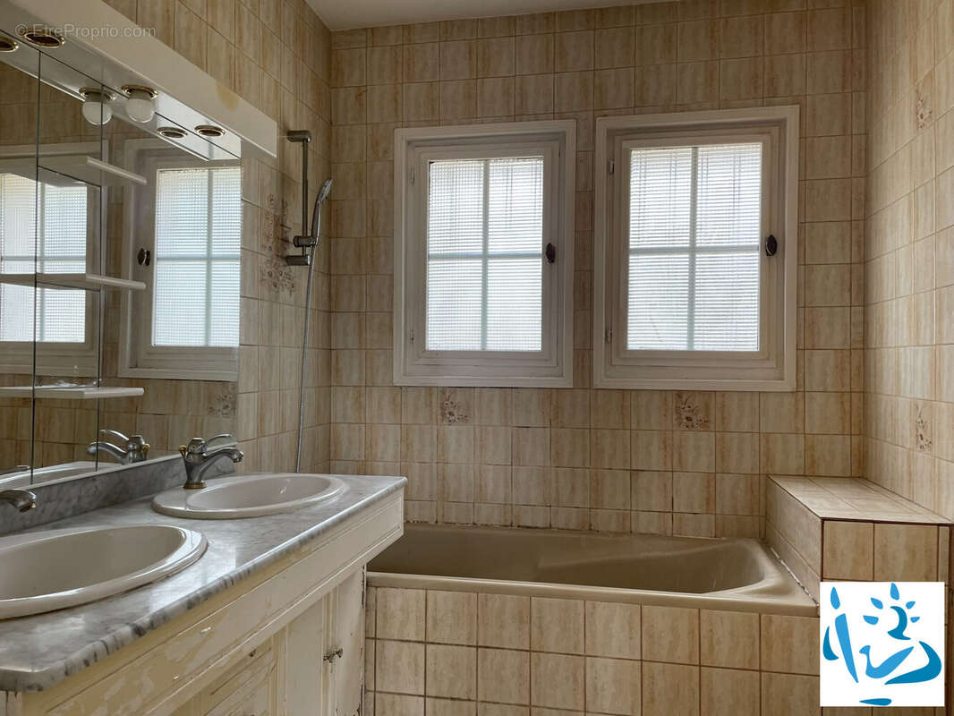 Maison à MORTAGNE-AU-PERCHE