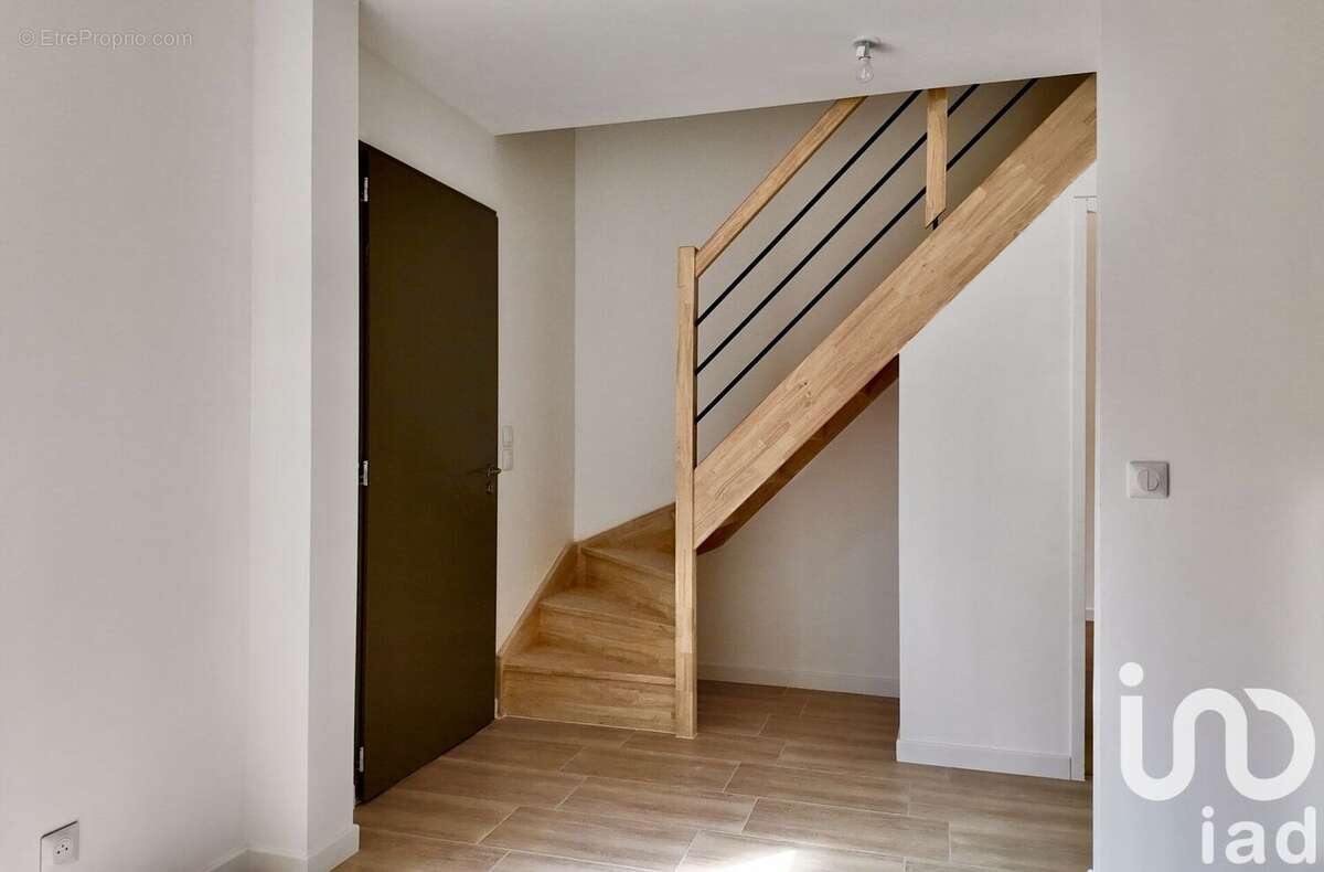 Photo 7 - Maison à DAMMARTIN-SUR-TIGEAUX