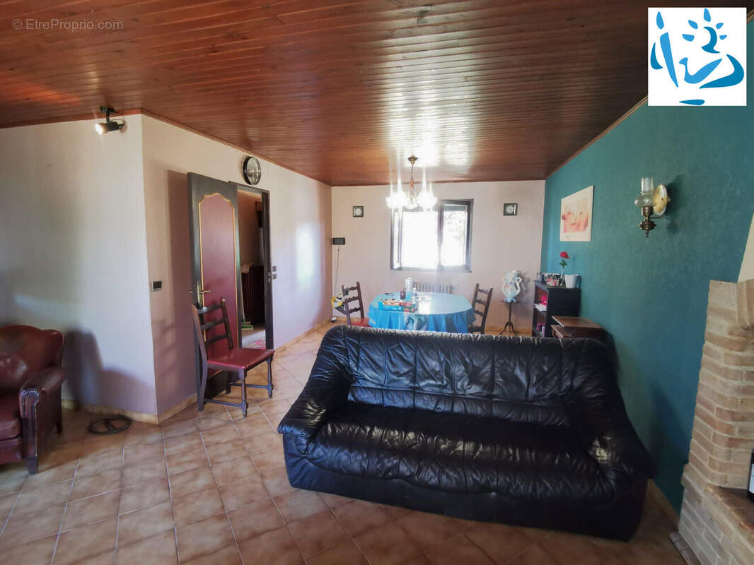 Maison 139 m² à Beaumont-De-Lomagne  - photo 7
