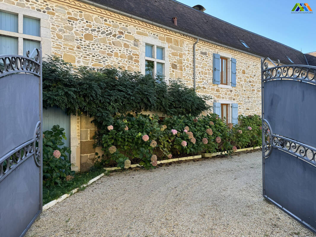 Maison à NAVARRENX