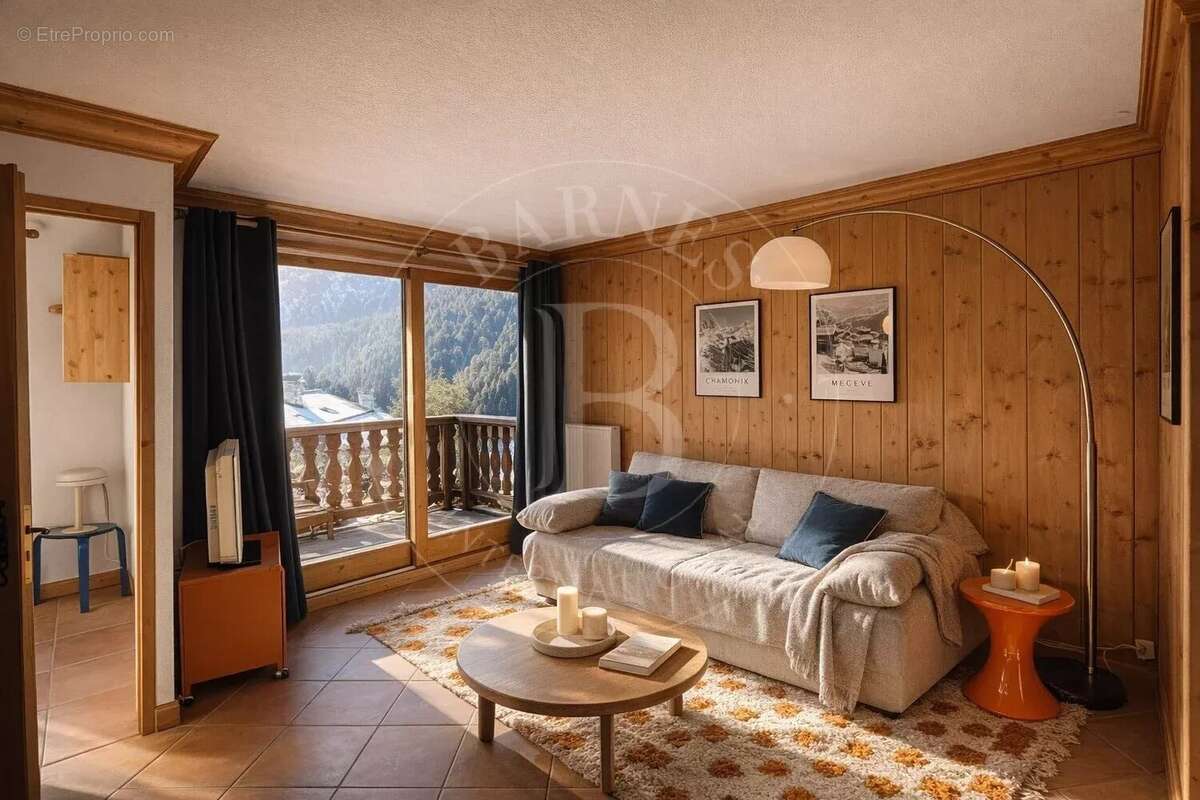 Appartement à LES ALLUES