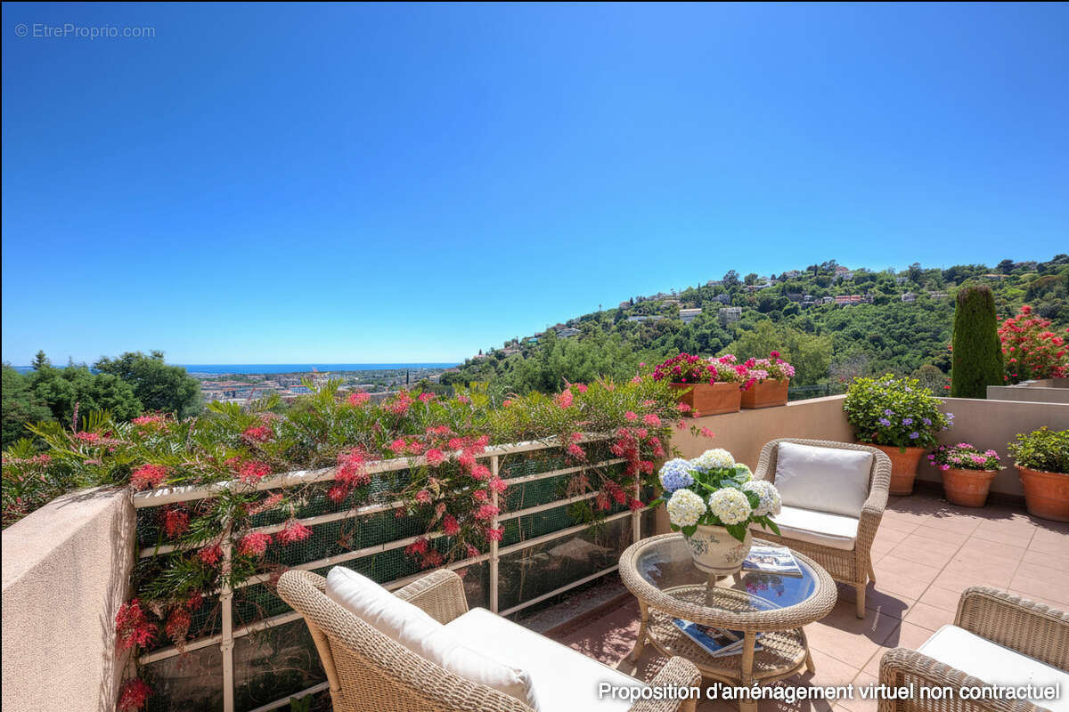 Appartement à MANDELIEU-LA-NAPOULE