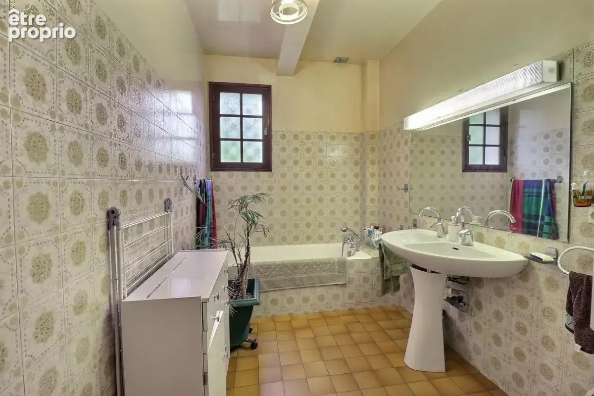 MAISON INDIVIDUELLE - 200 m2 habitable BOUGIVAL - beau jardin- proche de Louvecienness - photo 12