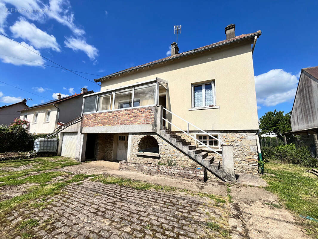 Maison à CORBREUSE