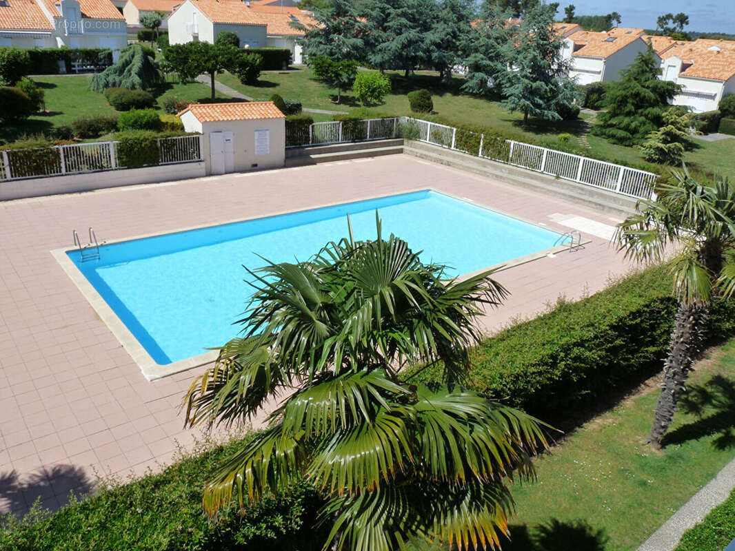 Appartement à VAUX-SUR-MER