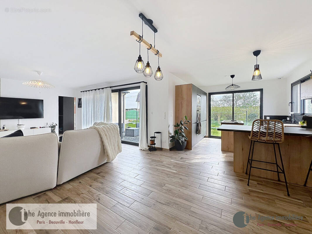 Maison à GENNEVILLE