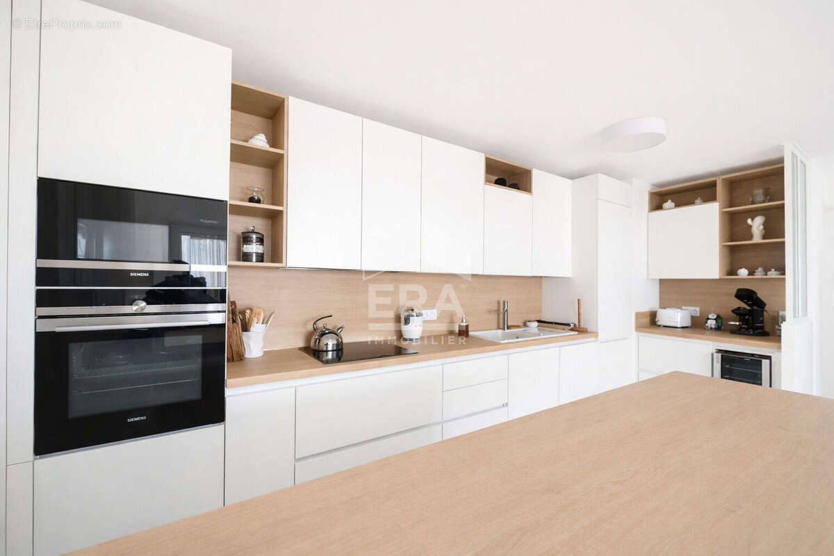 Appartement à MANDELIEU-LA-NAPOULE