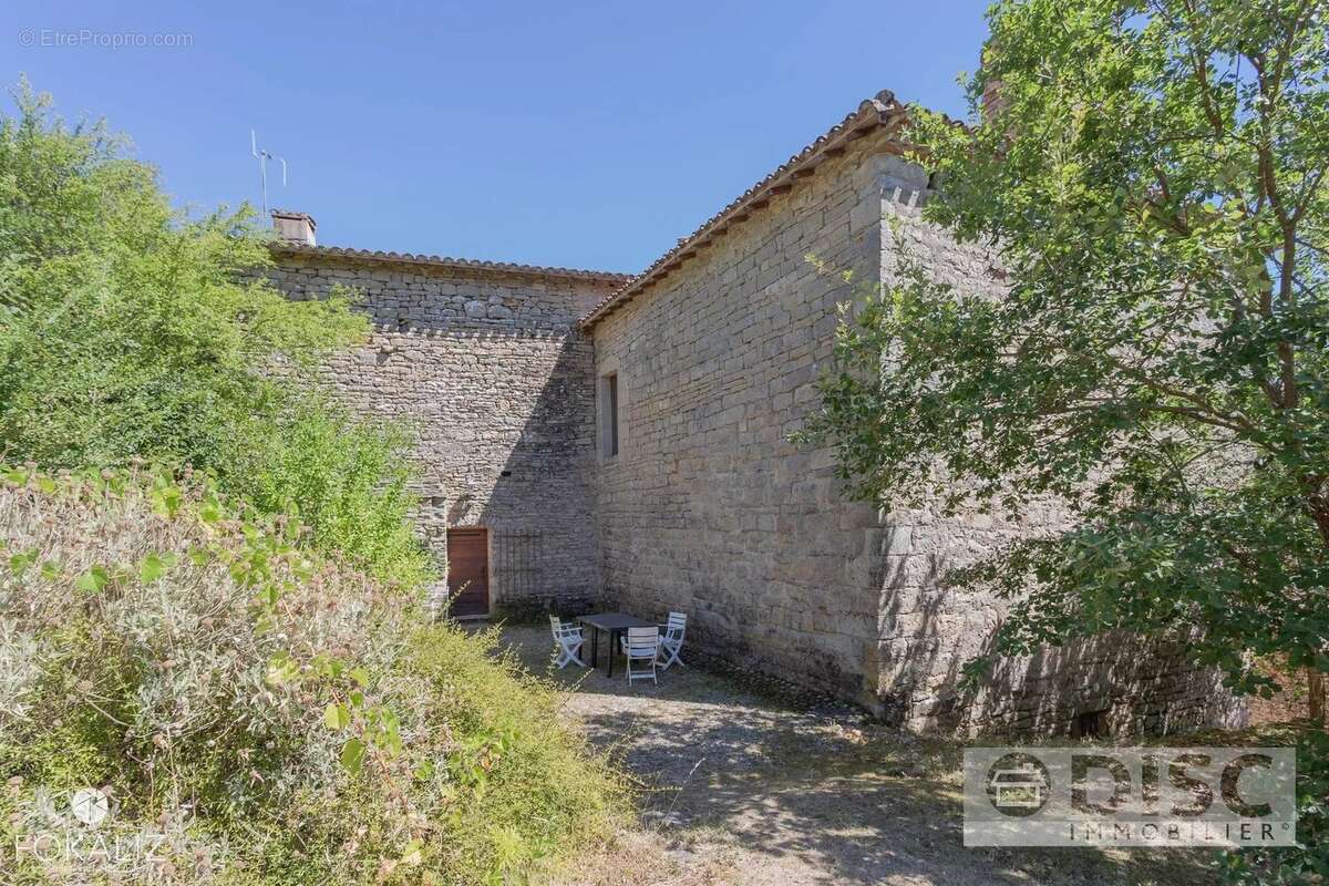 Belle demeure de caractère avec jardin de 1500 m². - photo 20