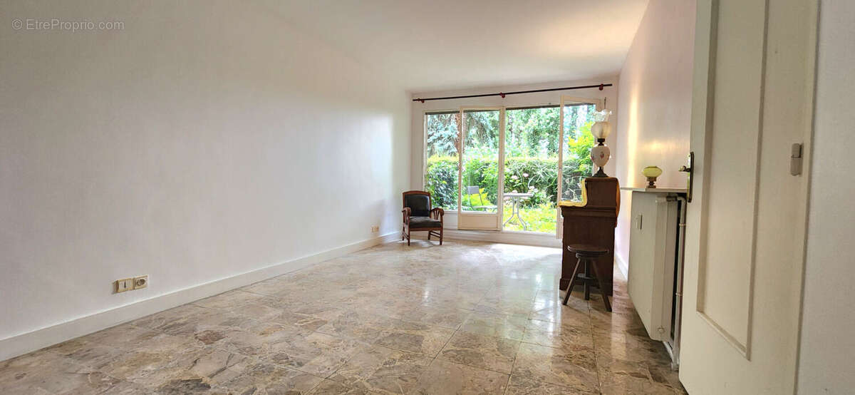 Appartement à SAINT-GRATIEN