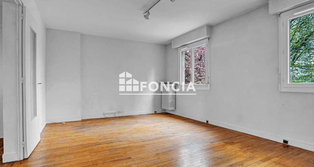 GRAND STUDIO 36.67 m2 - 5 mn à pieds GARE Juvisy/Orge RER C et D - photo 9