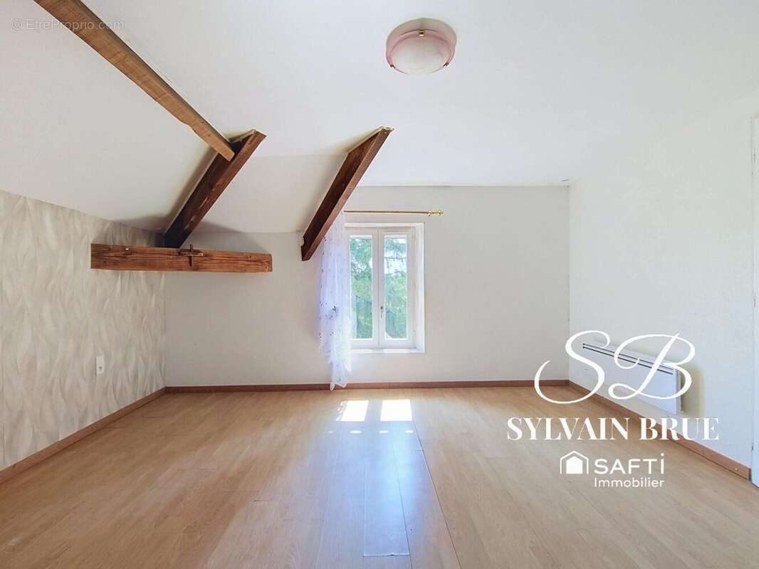 Maison 187 m² à Cazes-Mondenard  - photo 9
