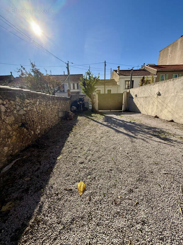 Maison à MARSEILLE-4E