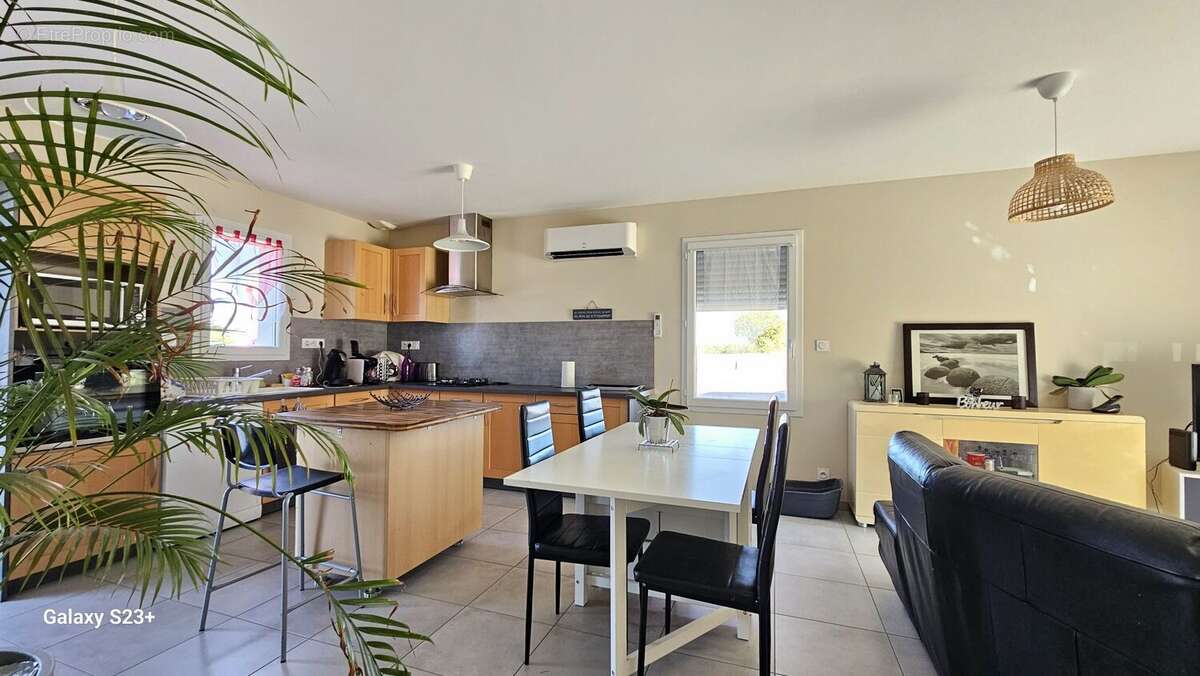 Maison 85 m² à Vallans  - photo 4