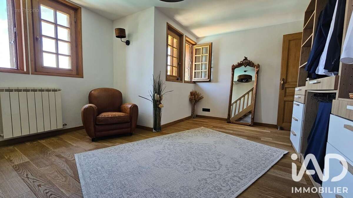 Maison 261 m² à Gisors  - photo 8